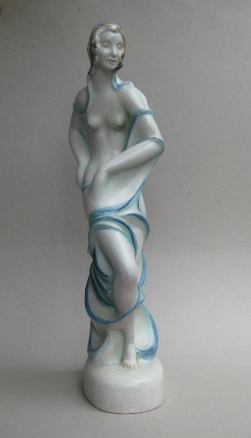 Tänzerin (Formnummer 12), 1928, Höhe 54 cm, Entwurf: Lola Töpke